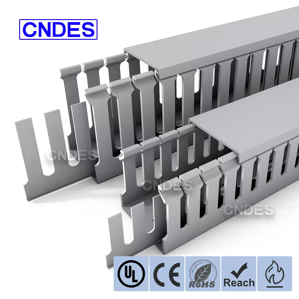 Zer dira PVC bereizgailuen kableatuaren hodiak eta nola hobetu dezaketen kableak kudeatzeko eraginkortasuna kontrol-panele industrialetan